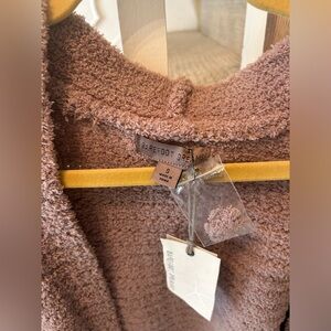 Barefoot dreams cozy chic boucle welt deep taupe new with tags